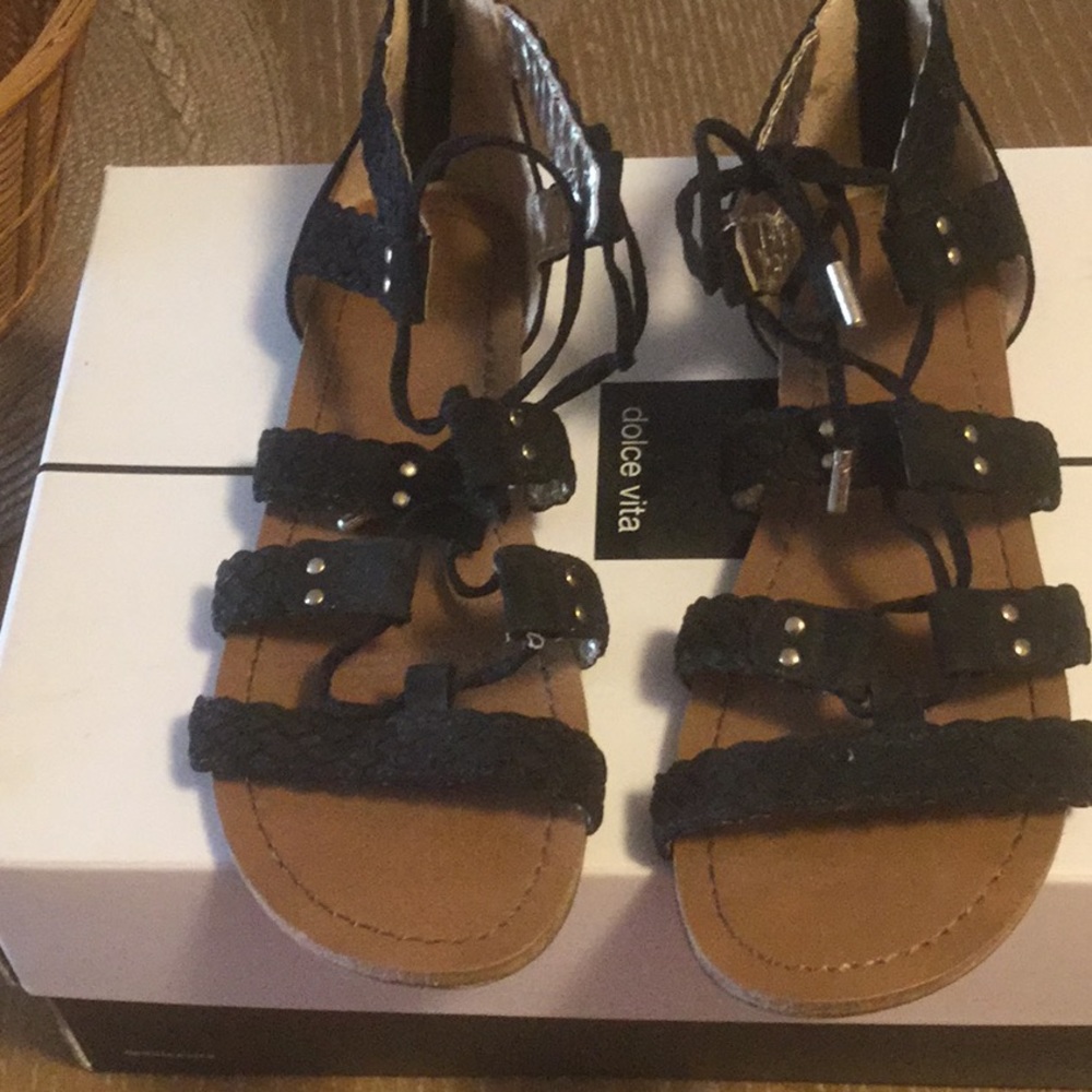 Harper Canyon lace up Gladiator Sandals.12/15